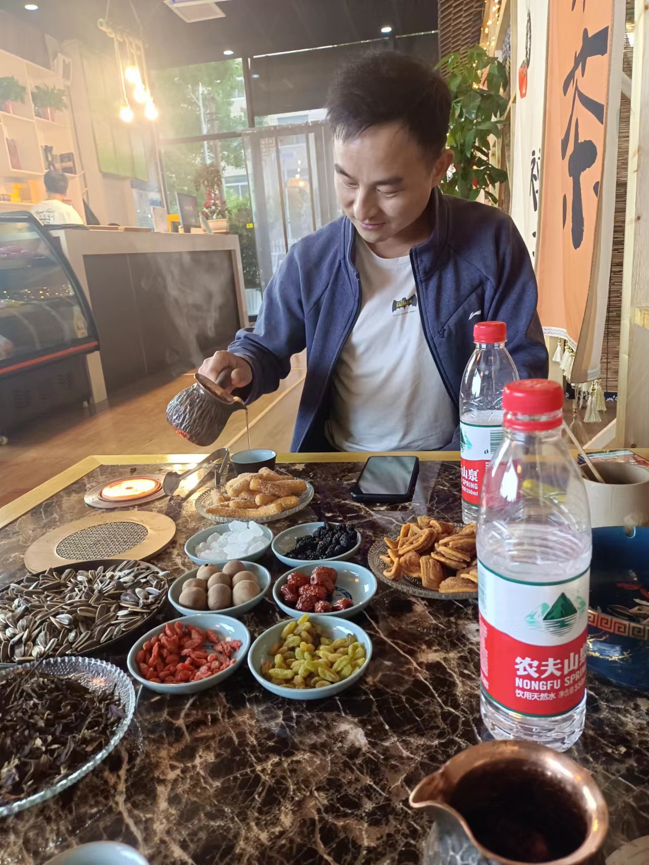 找搭子