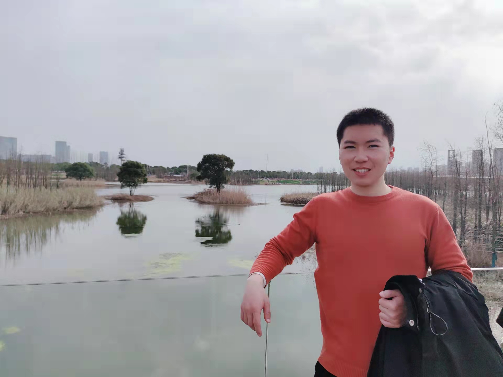 找搭子