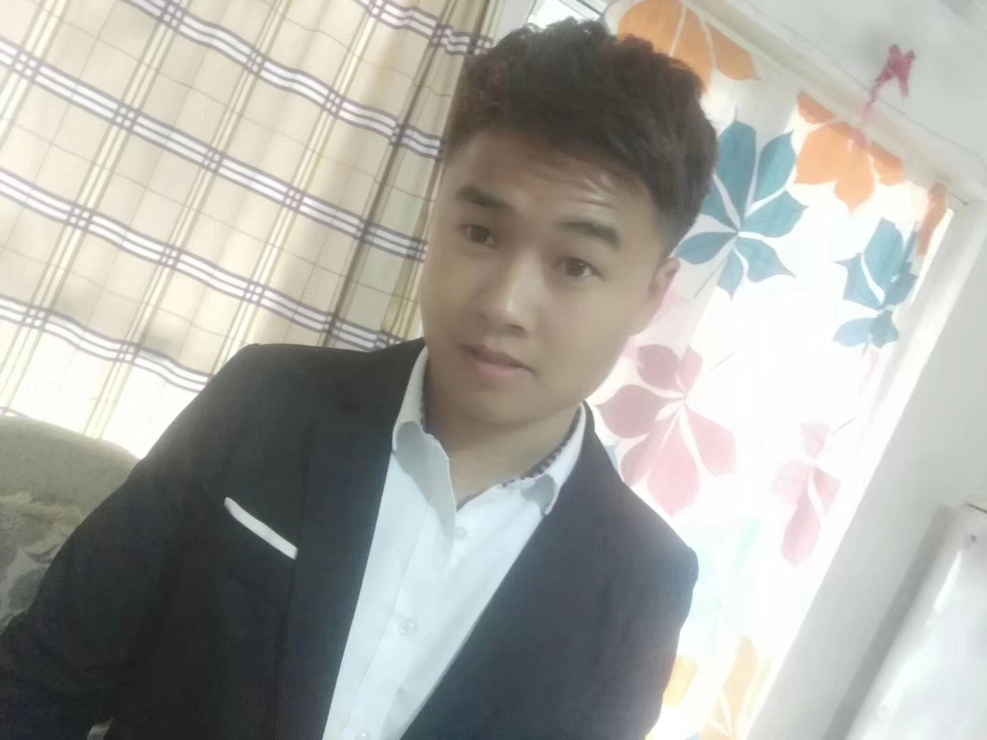 找搭子