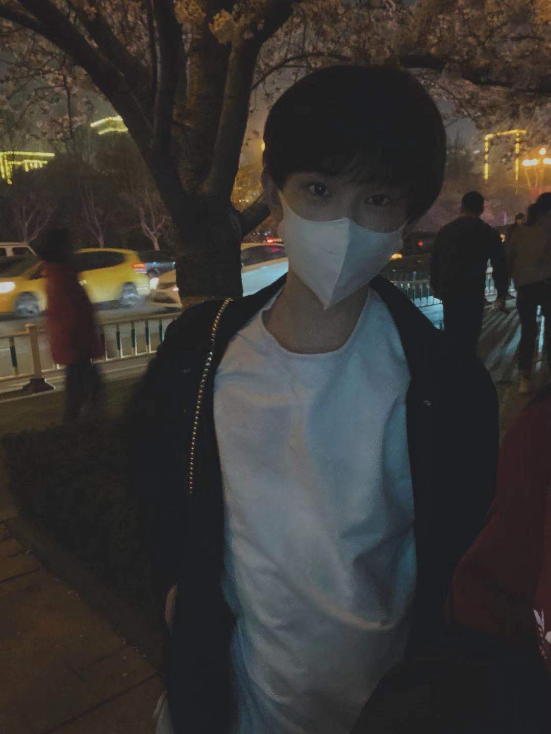 找搭子