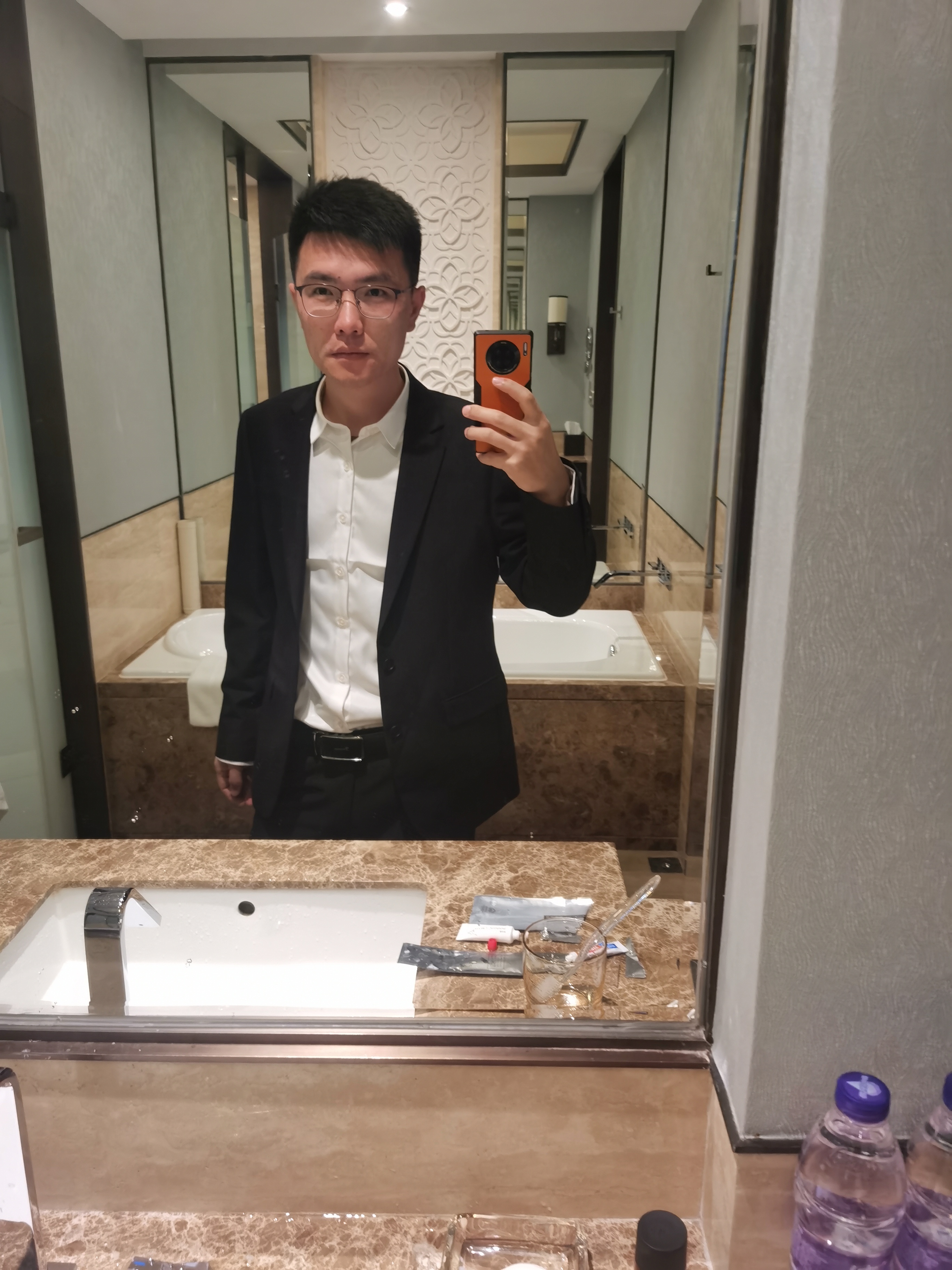 找搭子