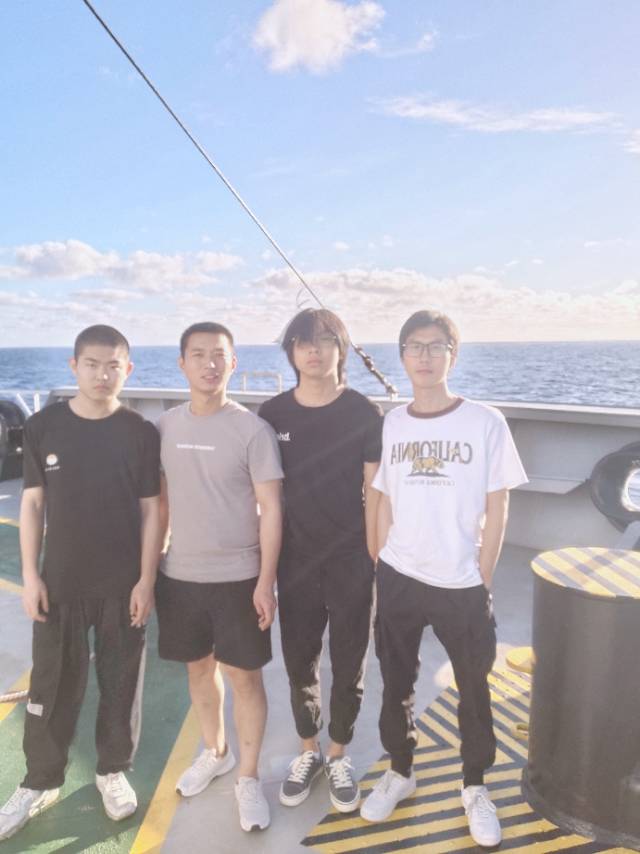 找搭子