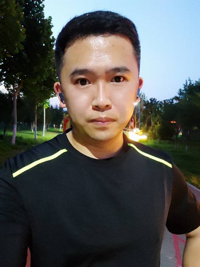 找搭子