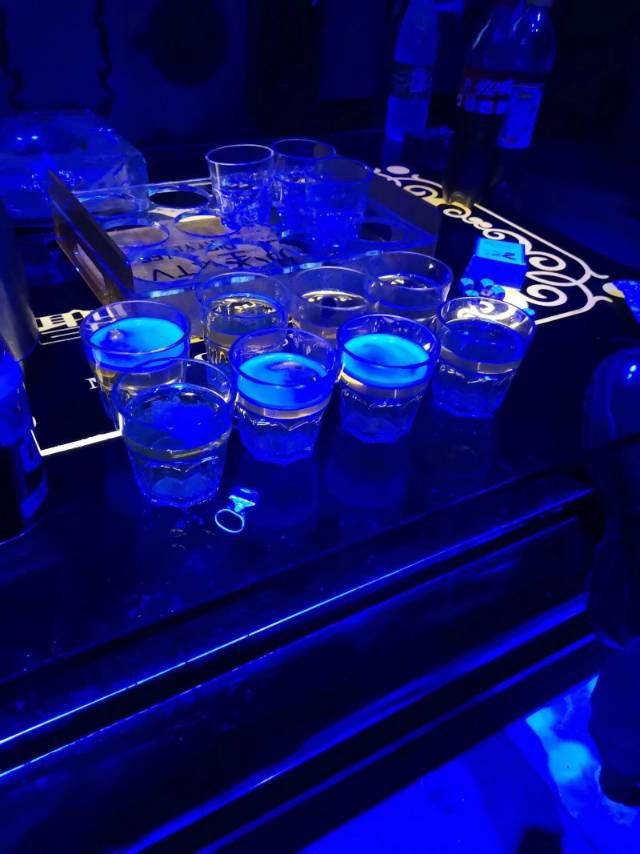 找搭子