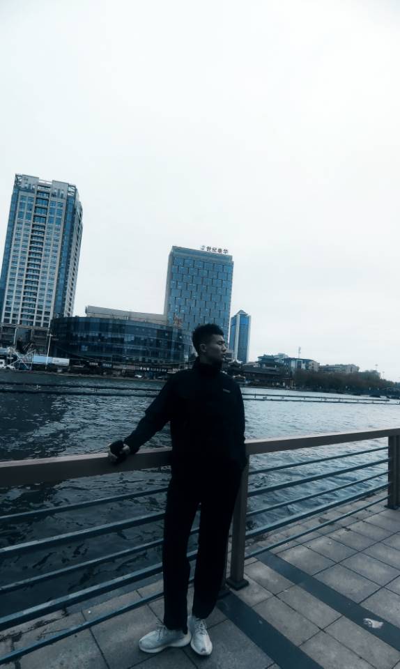 找搭子