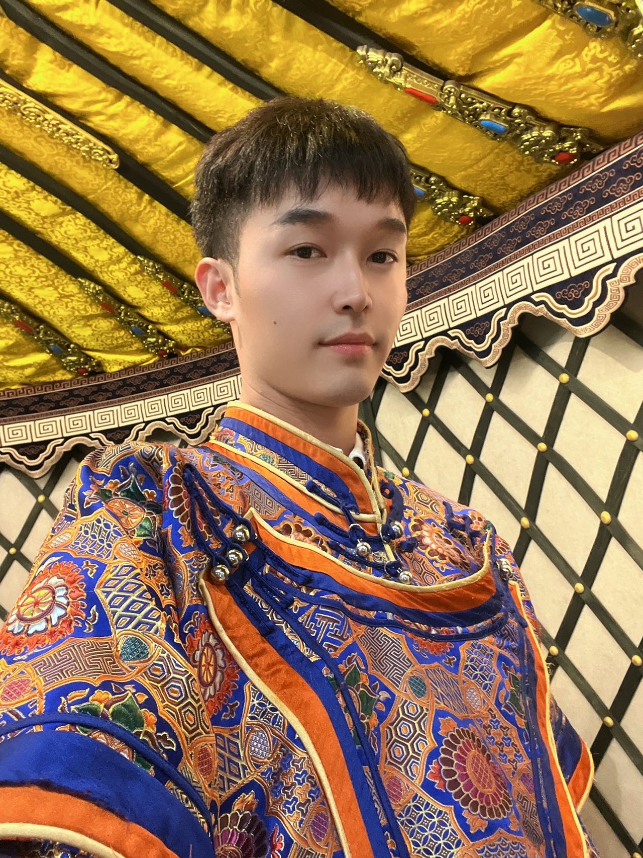 找搭子