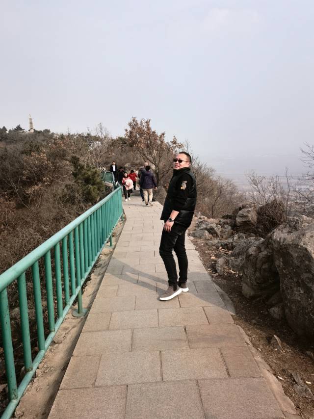 找搭子