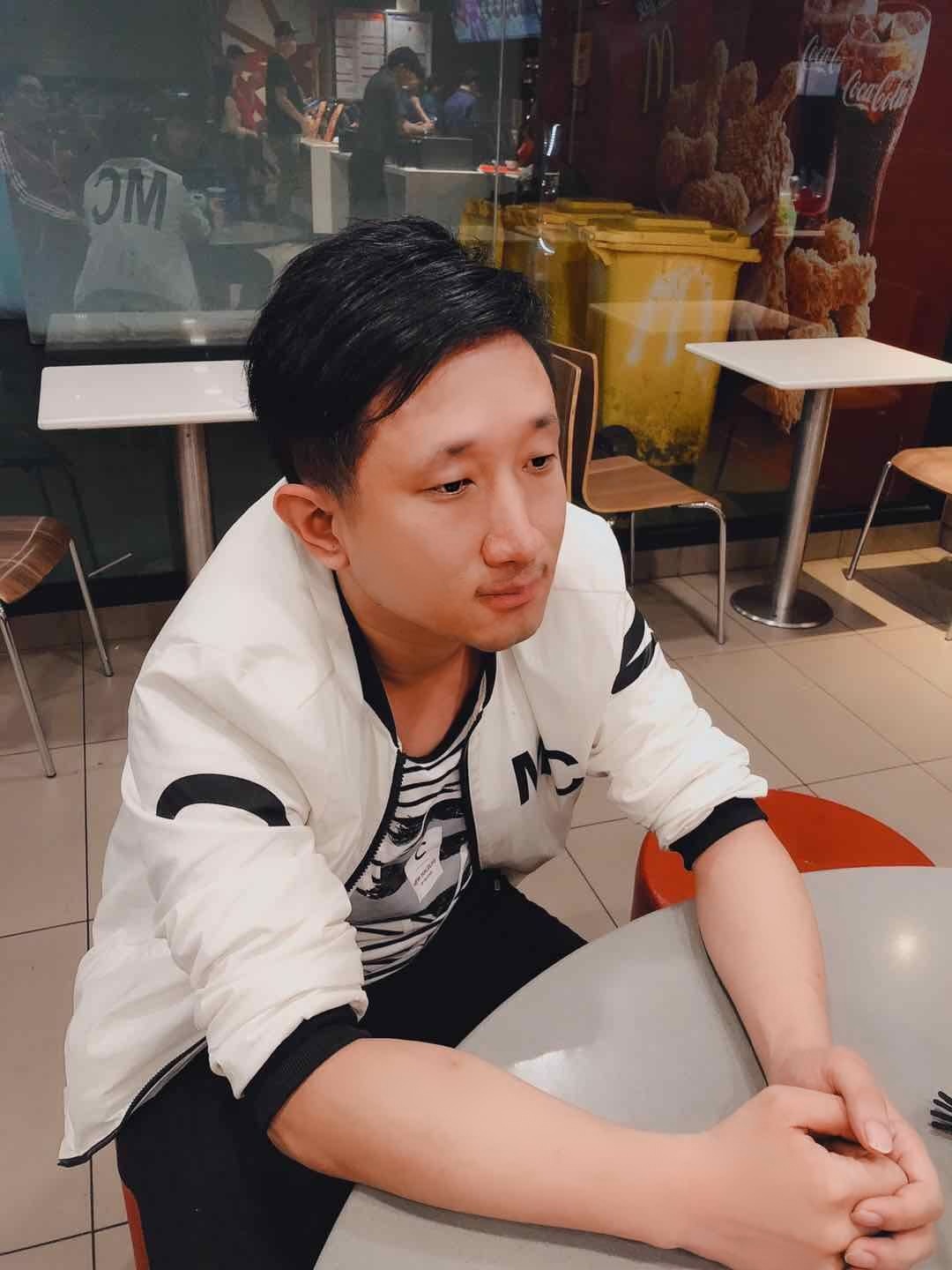 找搭子