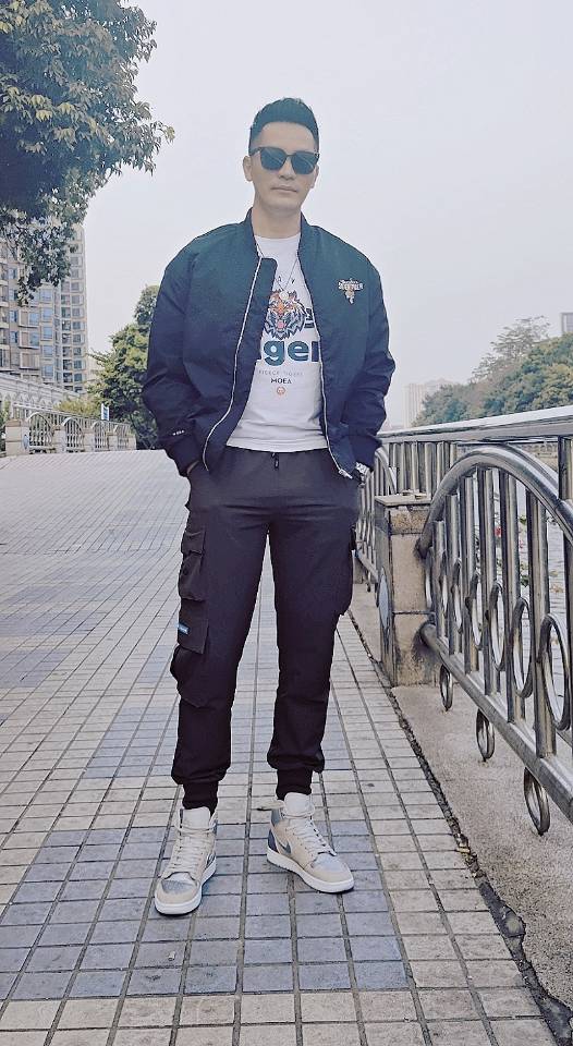 找搭子