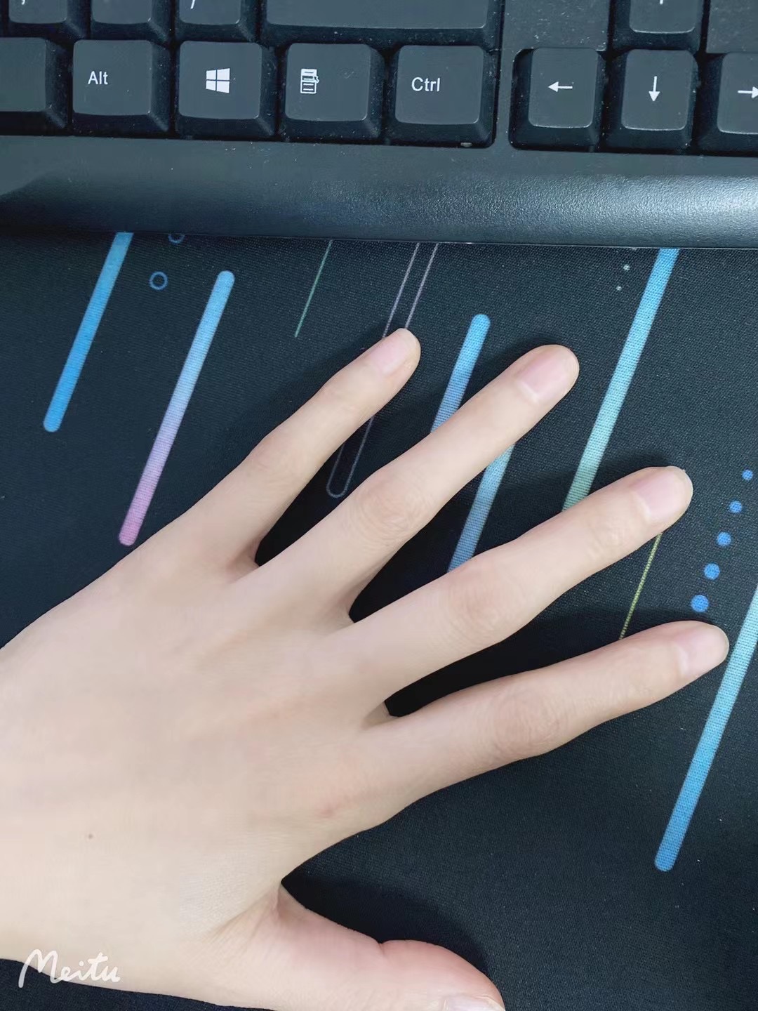 找搭子
