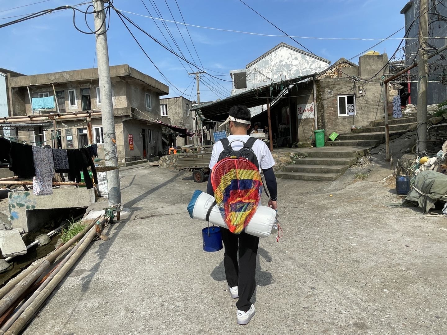 找搭子