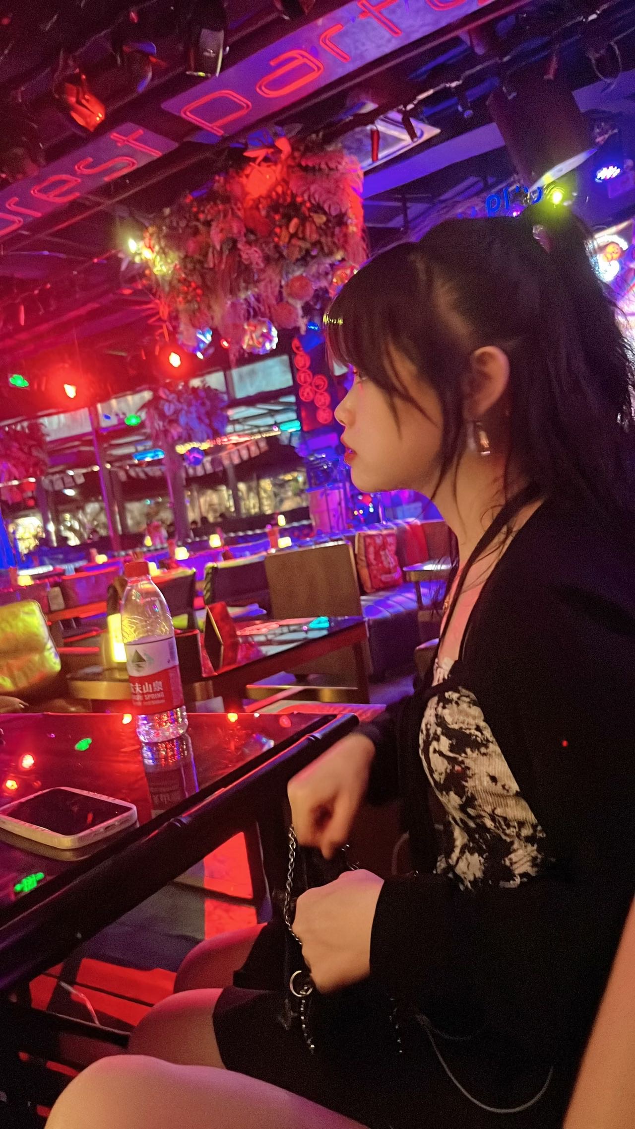 找搭子