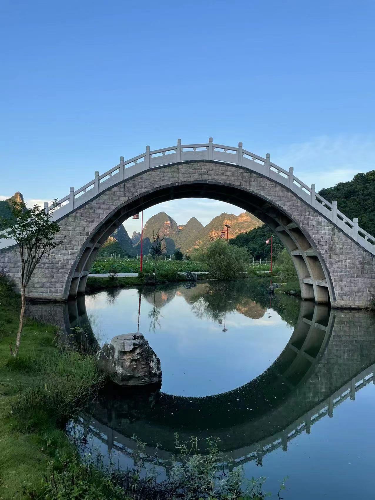 找搭子