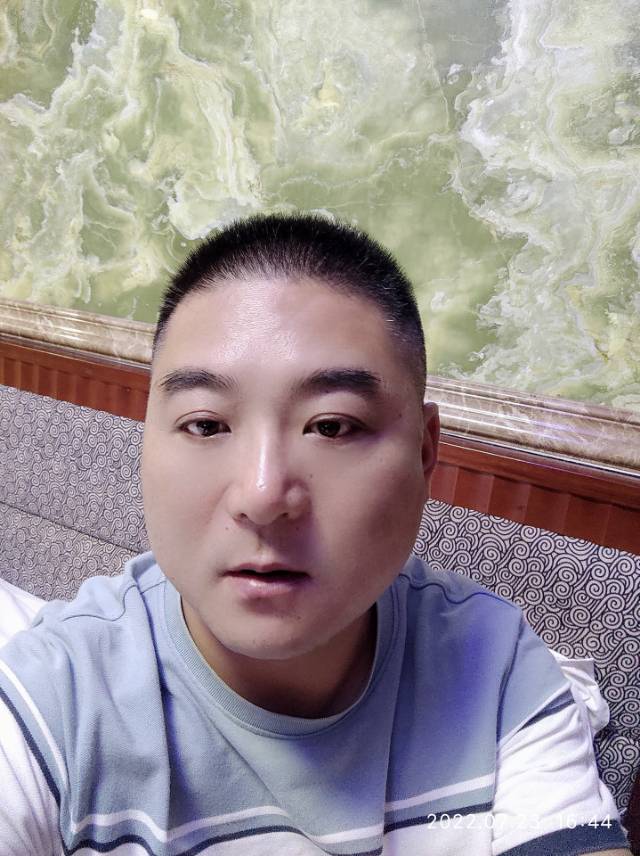 找搭子