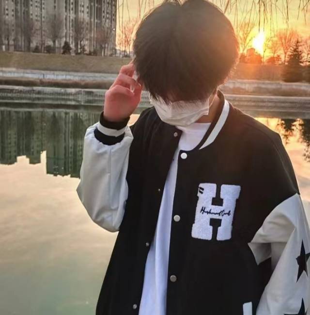 找搭子