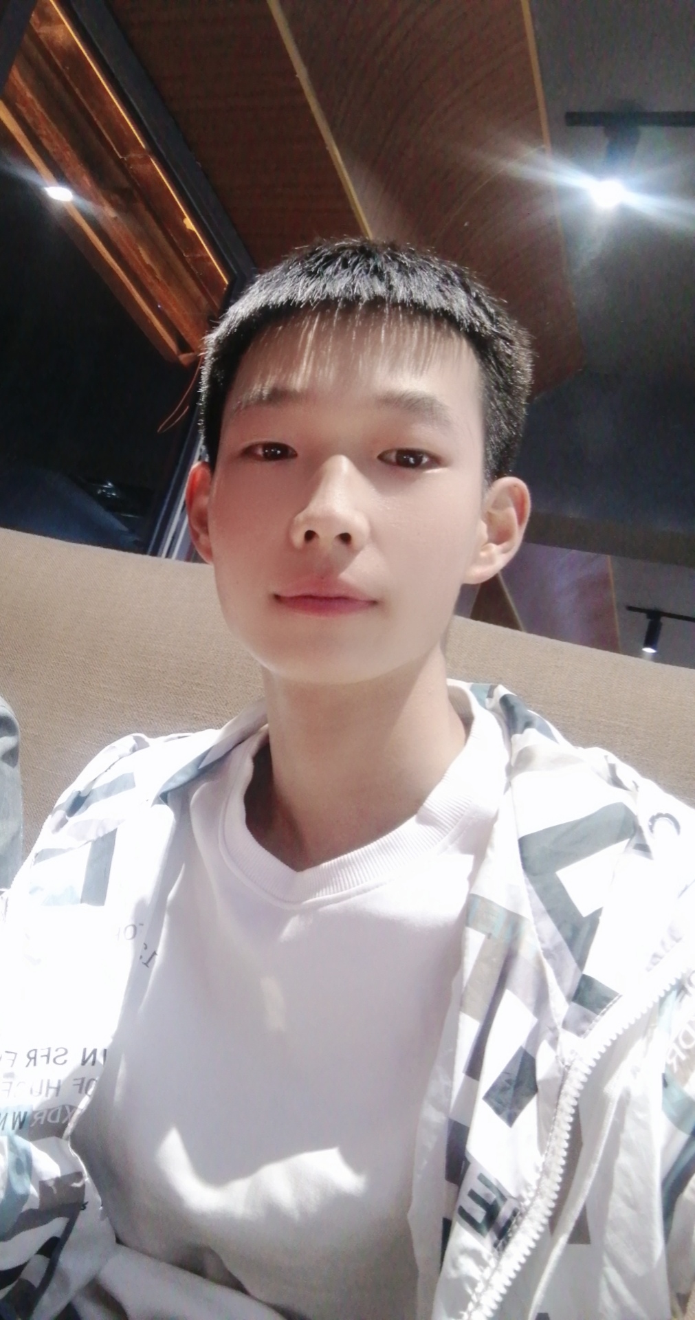 找搭子
