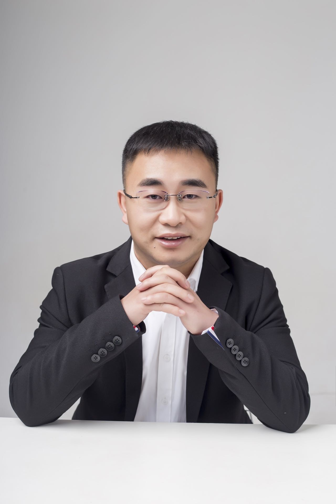找搭子