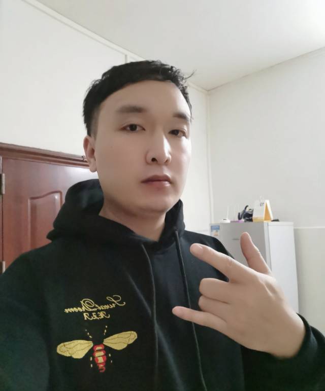 找搭子
