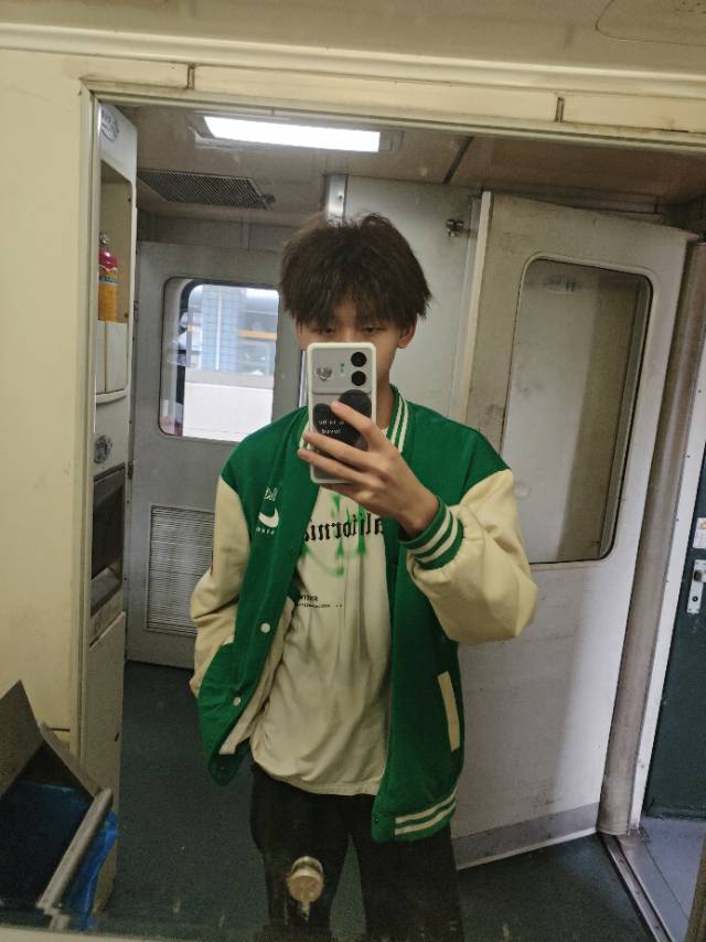 找搭子