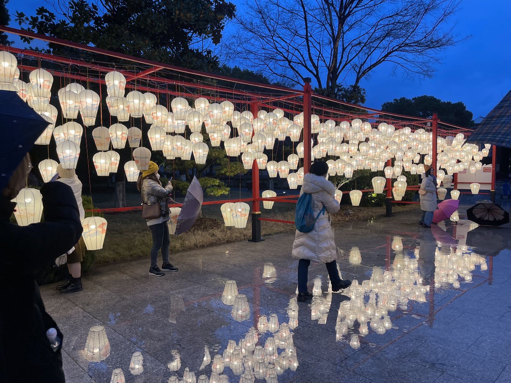找搭子