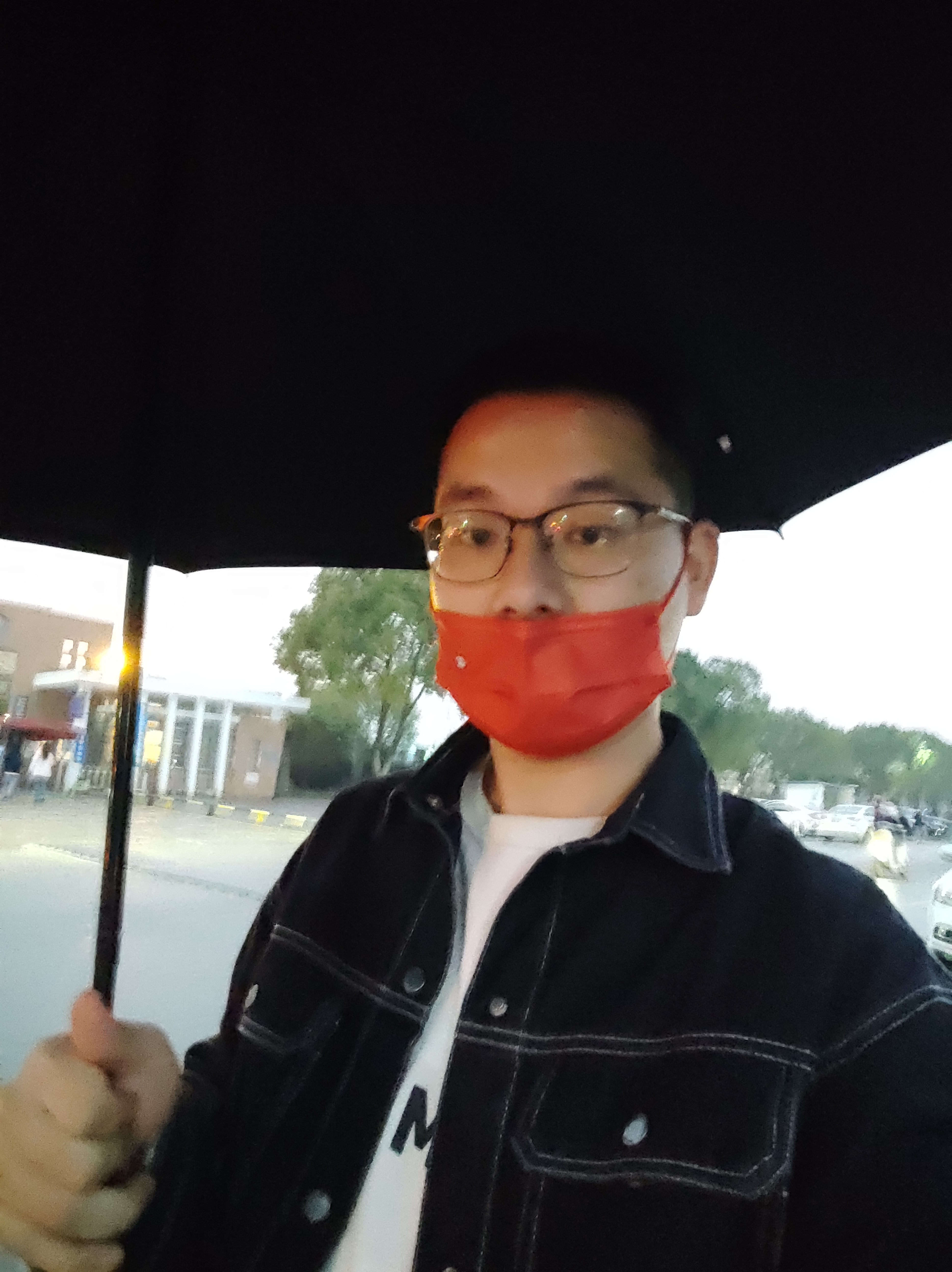 找搭子