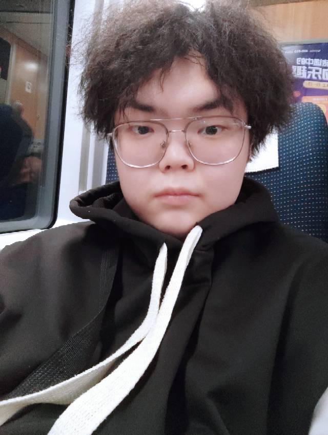 找搭子