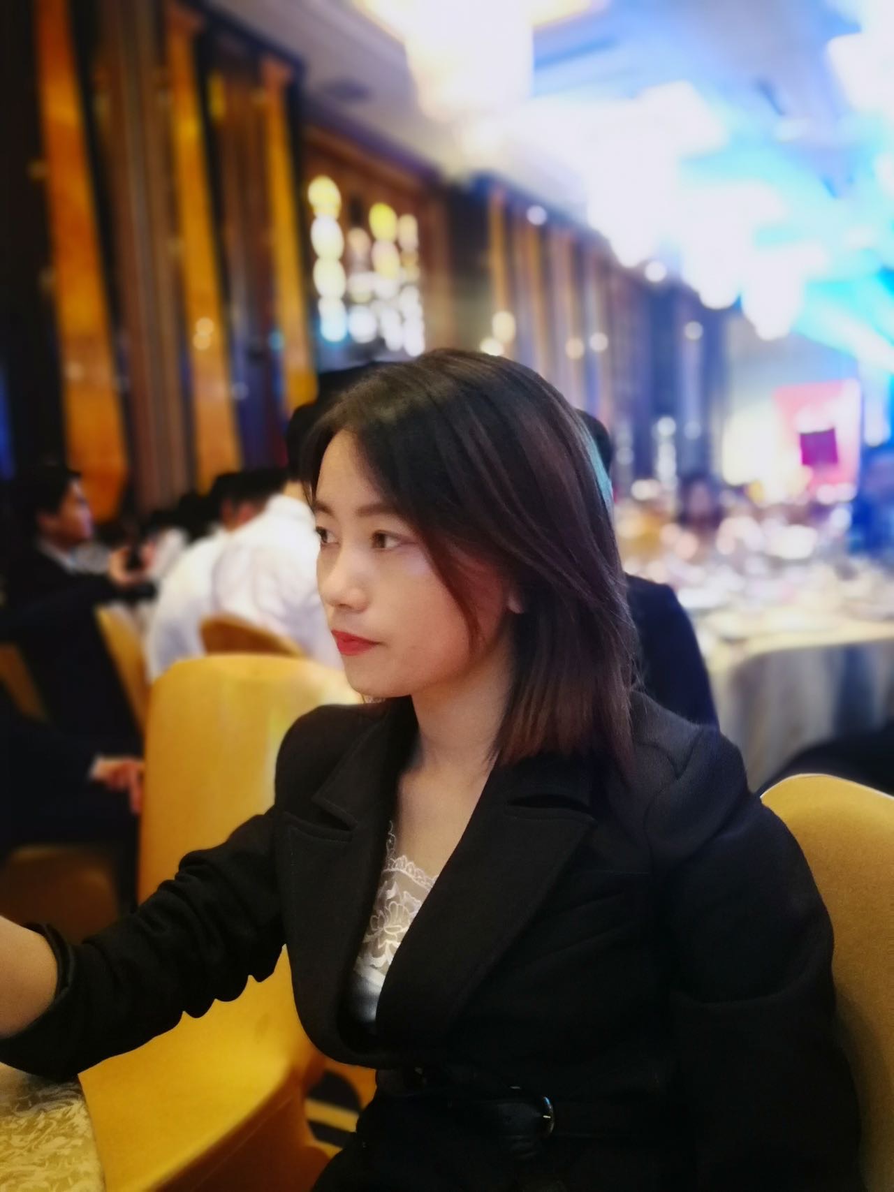 找搭子