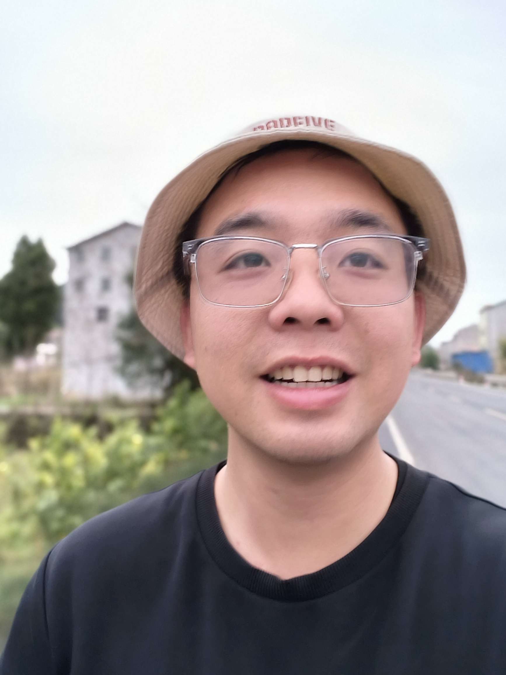 找搭子