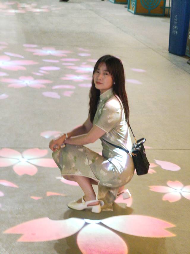 找搭子