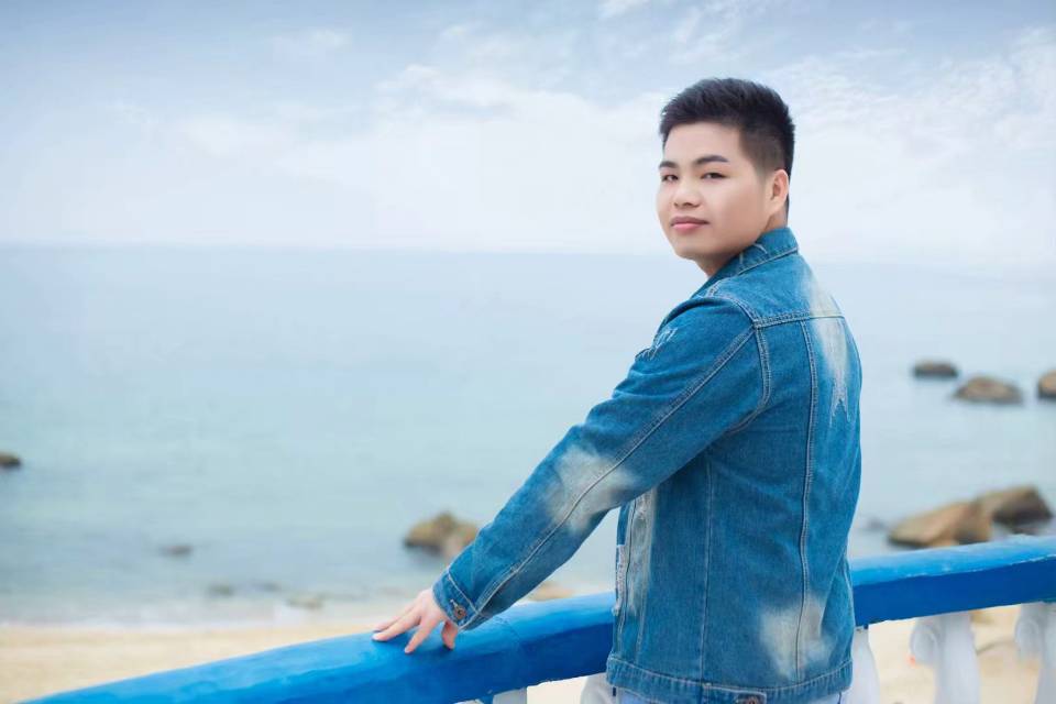 找搭子