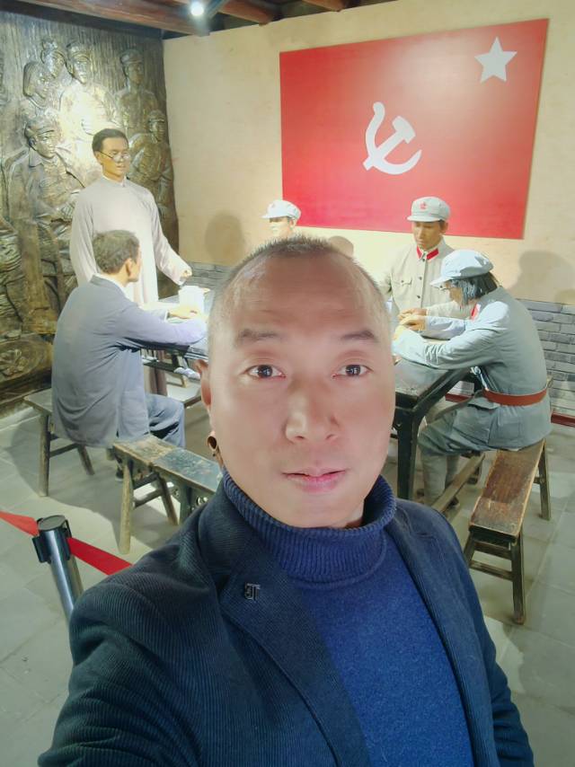 找搭子