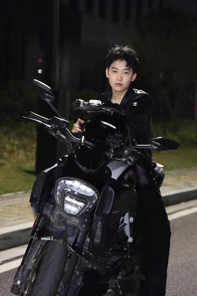 找搭子
