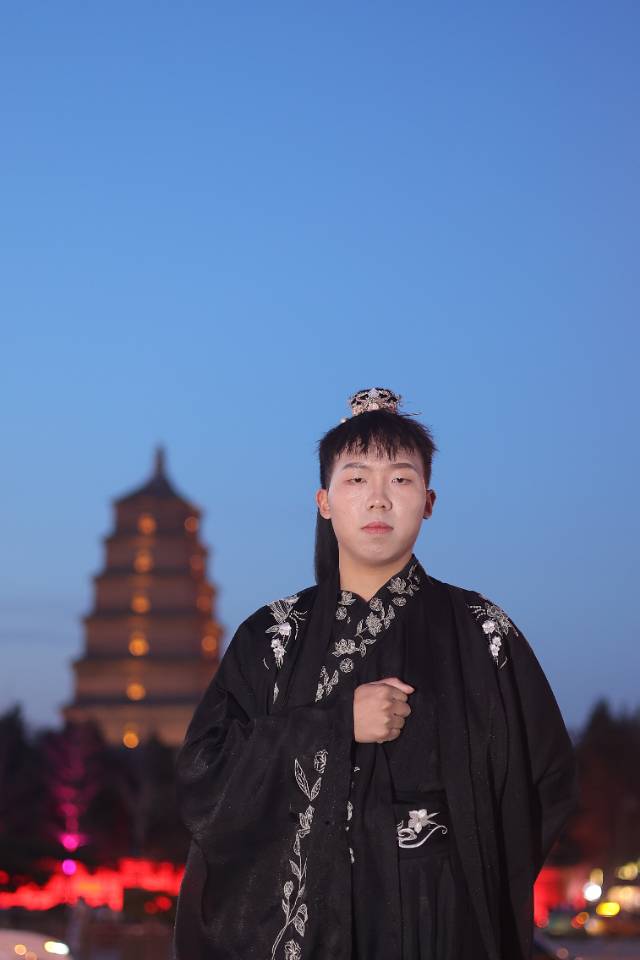 找搭子