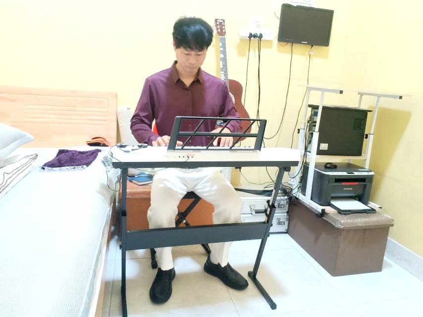 找搭子