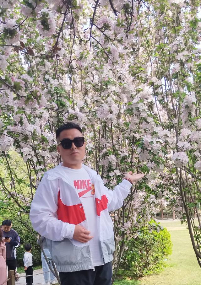 找搭子