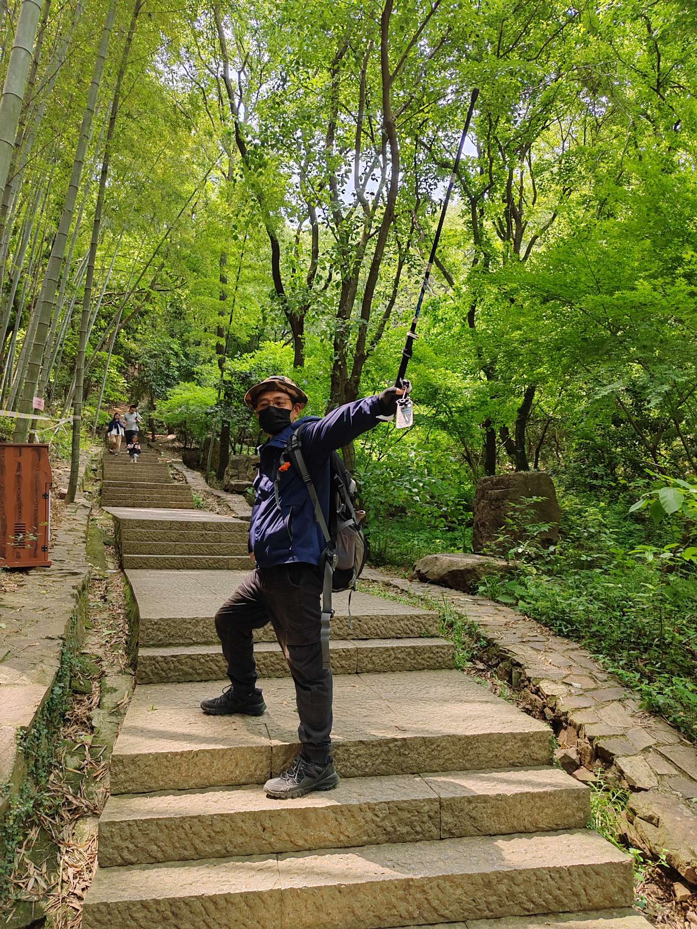 找搭子