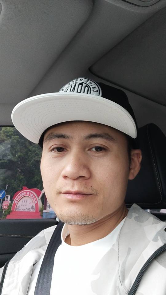 找搭子