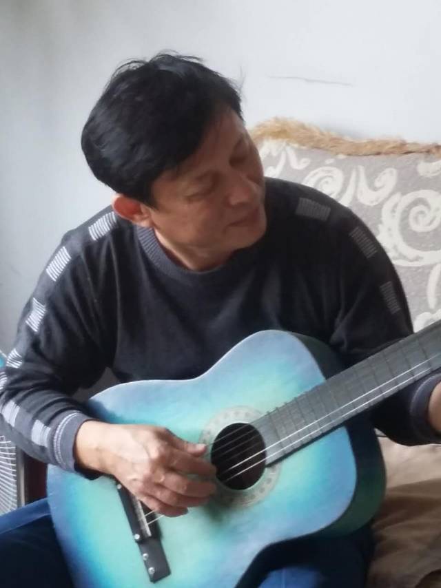 找搭子